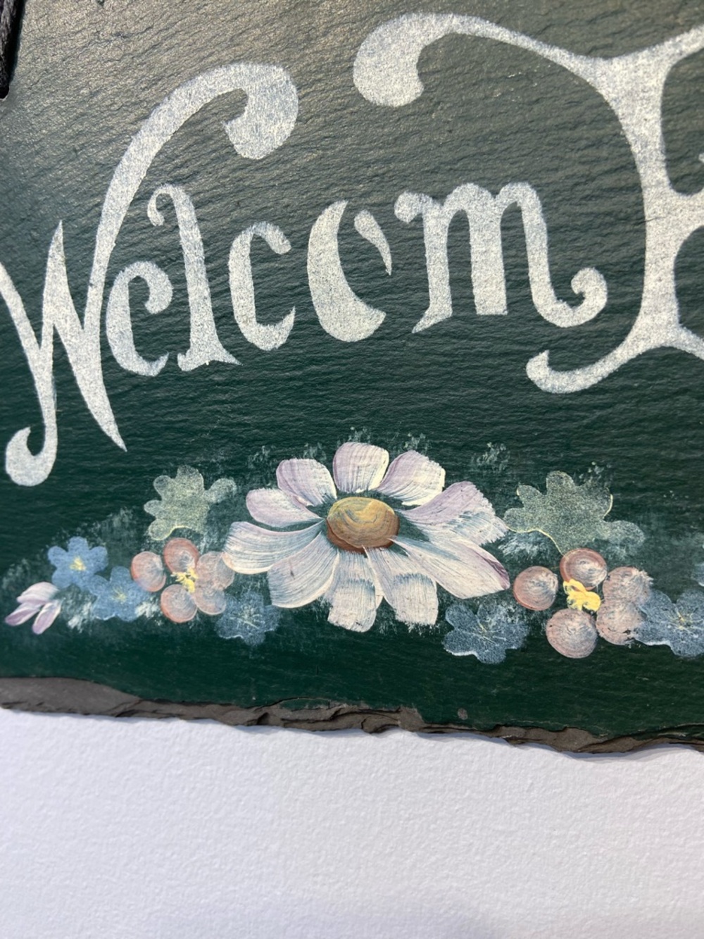 Handmade Welcome Sign on Slate - Picture 2 of 4